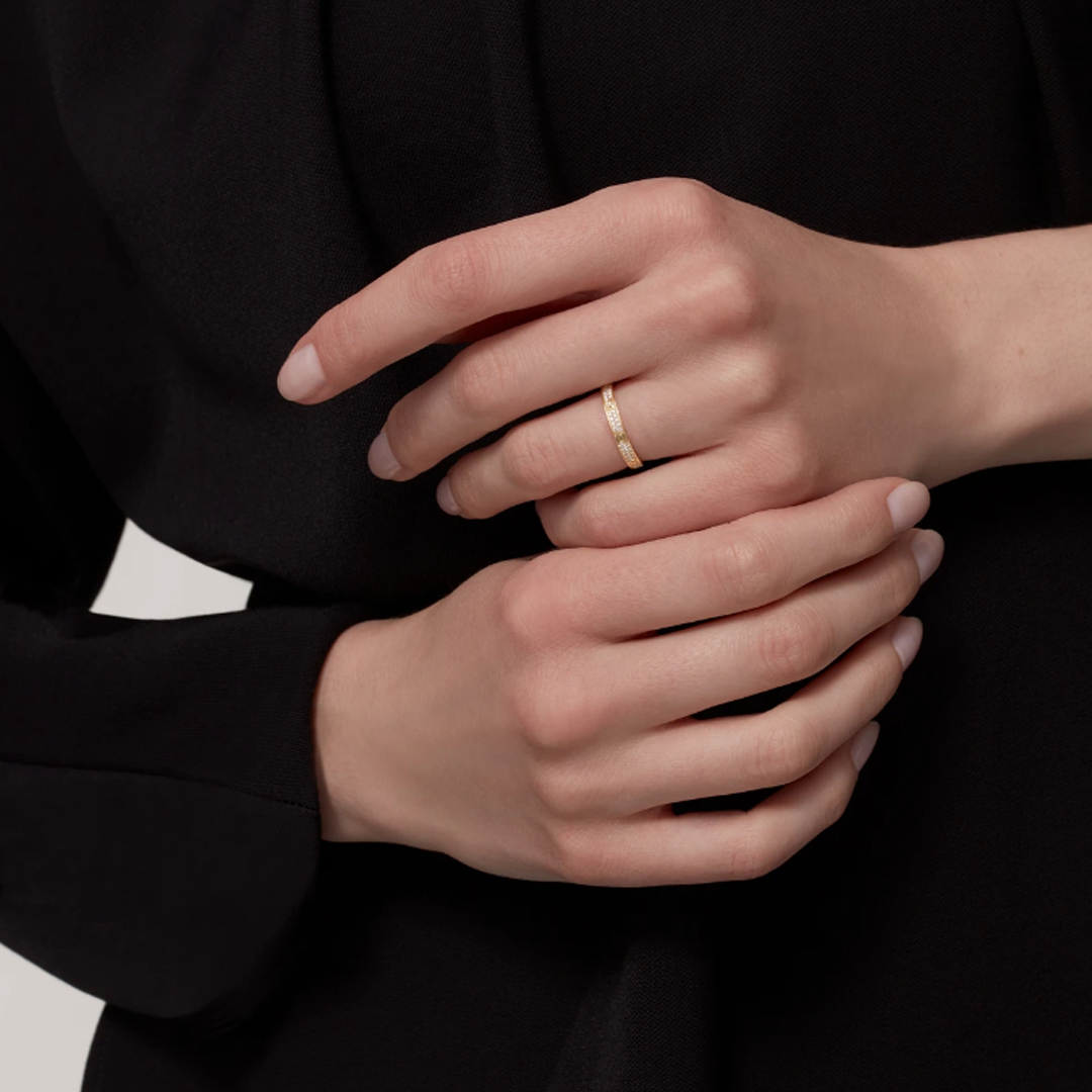 Cloutière – Isabelle Pavé Love Ring